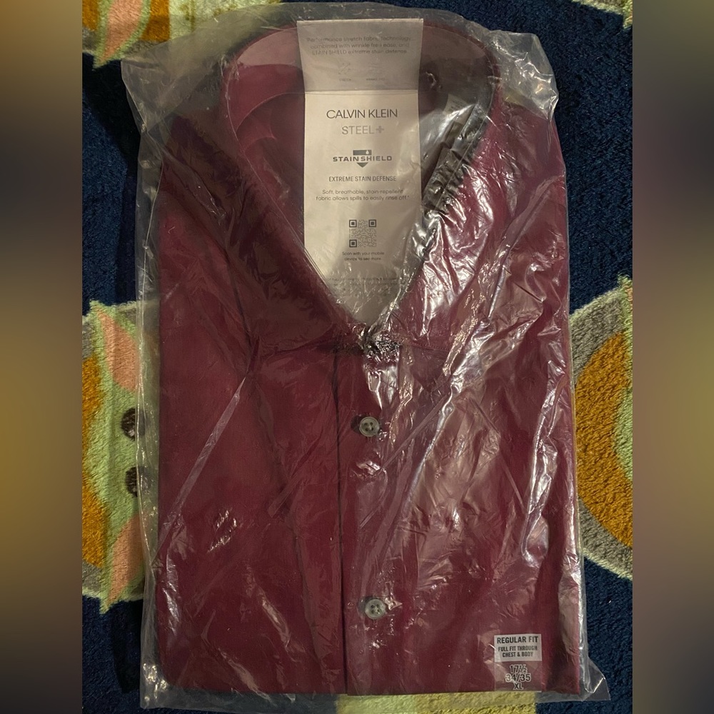 Calvin Klein mulberry button up dress men’s dress shirt